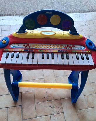 Pianola giocattolo Bontempi. Funzionamento a pile
