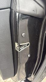 Serratura porta anteriore dx BMW serie 4 coupé spo