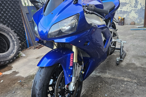 Yamaha r1 1999