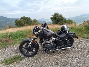 Royal Enfield Super Meteor - 2024