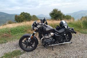 Royal Enfield Super Meteor - 2024