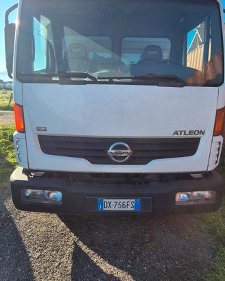 Nissan Atleon 35.15 2009
