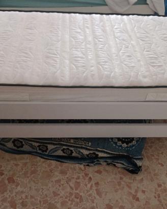 letto bambini con materasso e doghe