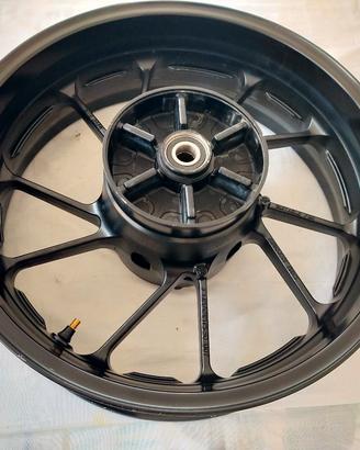 cerchio Yamaha MT 09 tracer 