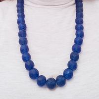 Collana vintage di perle  di vetro blu  mare