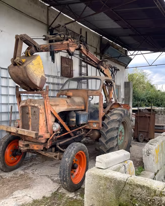Trattore Escavatore Agricolo Fiat OM 513 R