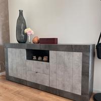 Credenza