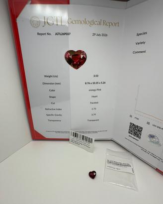 Granato naturale taglio cuore
