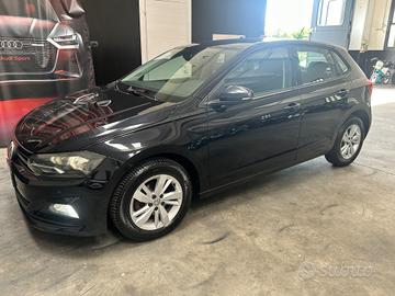 Volkswagen Polo 1000cc 75 cv full optional neopate