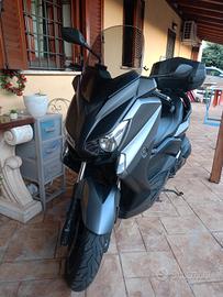 Yamaha x-max 400 abs 2017