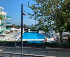 Trilocale estivo 100 mt dal mare max 5 posti letto