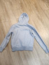 Felpa grigia con cappuccio