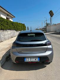 Peugeot 208 luglio 2024