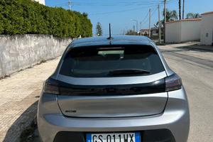 Peugeot 208 luglio 2024