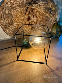 Lampada cubica con lampadina led