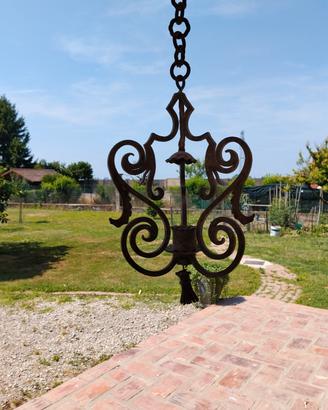due lampadari in ferro battuto inizio 900