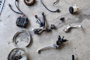 ricambi triumph speed triple/four