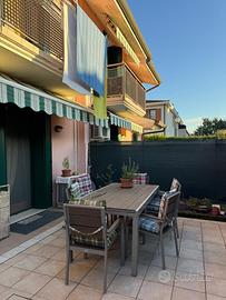 Villa a schiera 3 camere 3 bagni 2 cucine 1 tavern