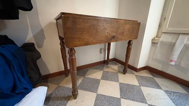 Tavolo rustico in legno massello a ribalta