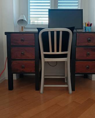 Scrivania in legno massello stile coloniale