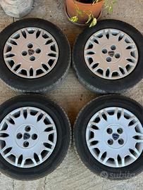 Cerchi 14 gomme copricerchi  lancia ypsilon