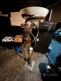 Lampada da terra antica