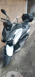 Yamaha Xmax 250 anno 2016