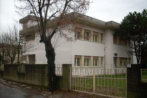 Fabbricato commerciale