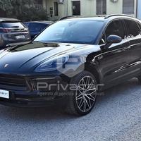 PORSCHE Macan 2.0