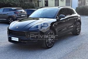 PORSCHE Macan 2.0