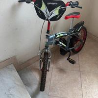 Bicicletta BMX per ragazzino