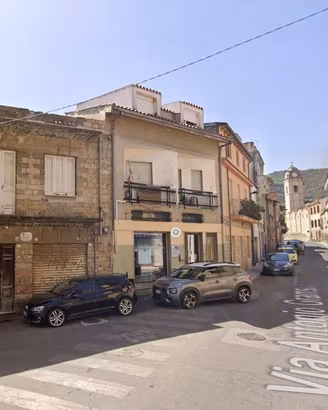 Immobile in asta di 178 m² con 5 locali a Guspini