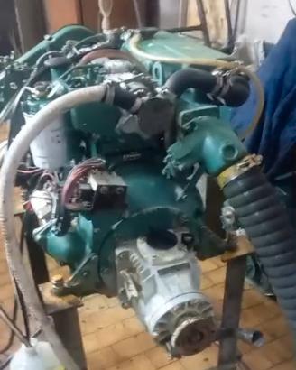 VOLVOPENTA 4 cilindri 50 HP completo