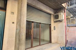 LOCALE COMMERCIALE DI 95 MQ. CIRCA SUL CORSO