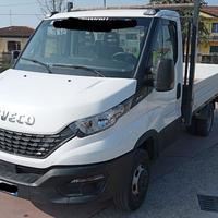 Autocarro Iveco Daily 35C14 cassone fisso
