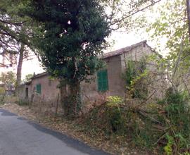 Rudere con terreno edificabile