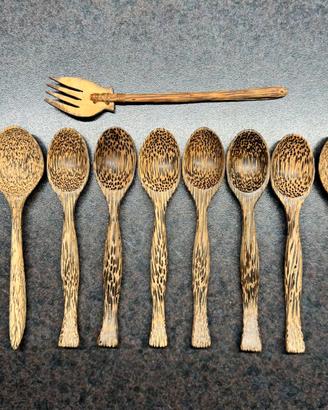 Cucchiaini in legno di cocco