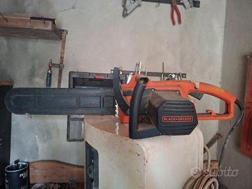 Motosega elettrica con filo