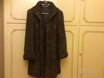 Pelliccia di agnello russo breswall