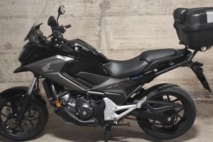 Honda NC 750 X DCT ABS (2018 - 20) usata a Reggio