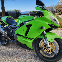 Splendida kawasaki zx 12 r