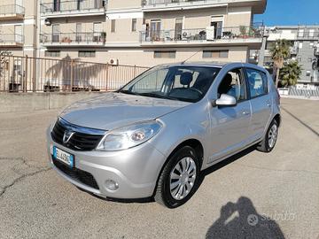 Dacia Sandero 1.2 benzina 55kw 2012