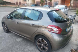 Peugeot 208 annure prima leggere l annuncio