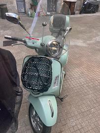 Piaggio Vespa 125 GTS - 2024