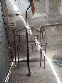 Struttura letto singolo in ferro