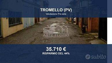 Immobile in asta di 97 m² con box auto a Tromello