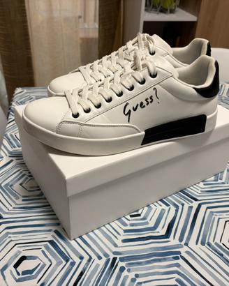 Sneakers guess