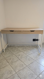 Scrivania + sedia con rotelle per scrivania