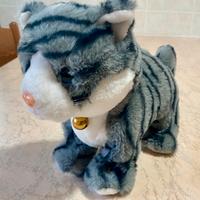 Gatto peluche interattivo