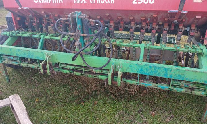 Seminatrice I.M.A LA ROCCA idraulica